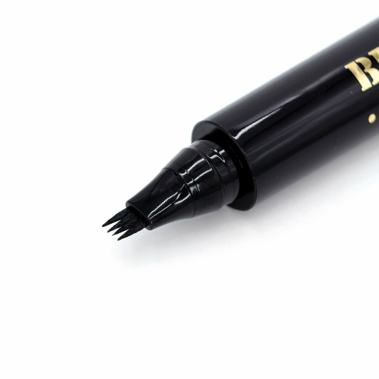 BLACK ICE CRISPY LINE BEARD MARKER BLACK