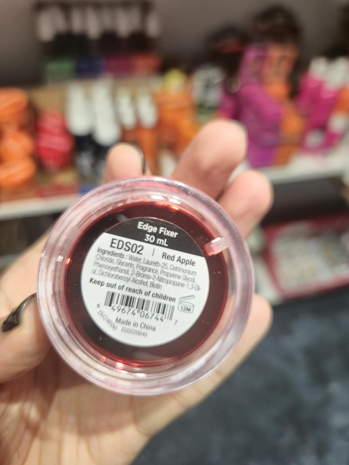 RED BY KISS EDGE FIXER 30 ML RED APPLE