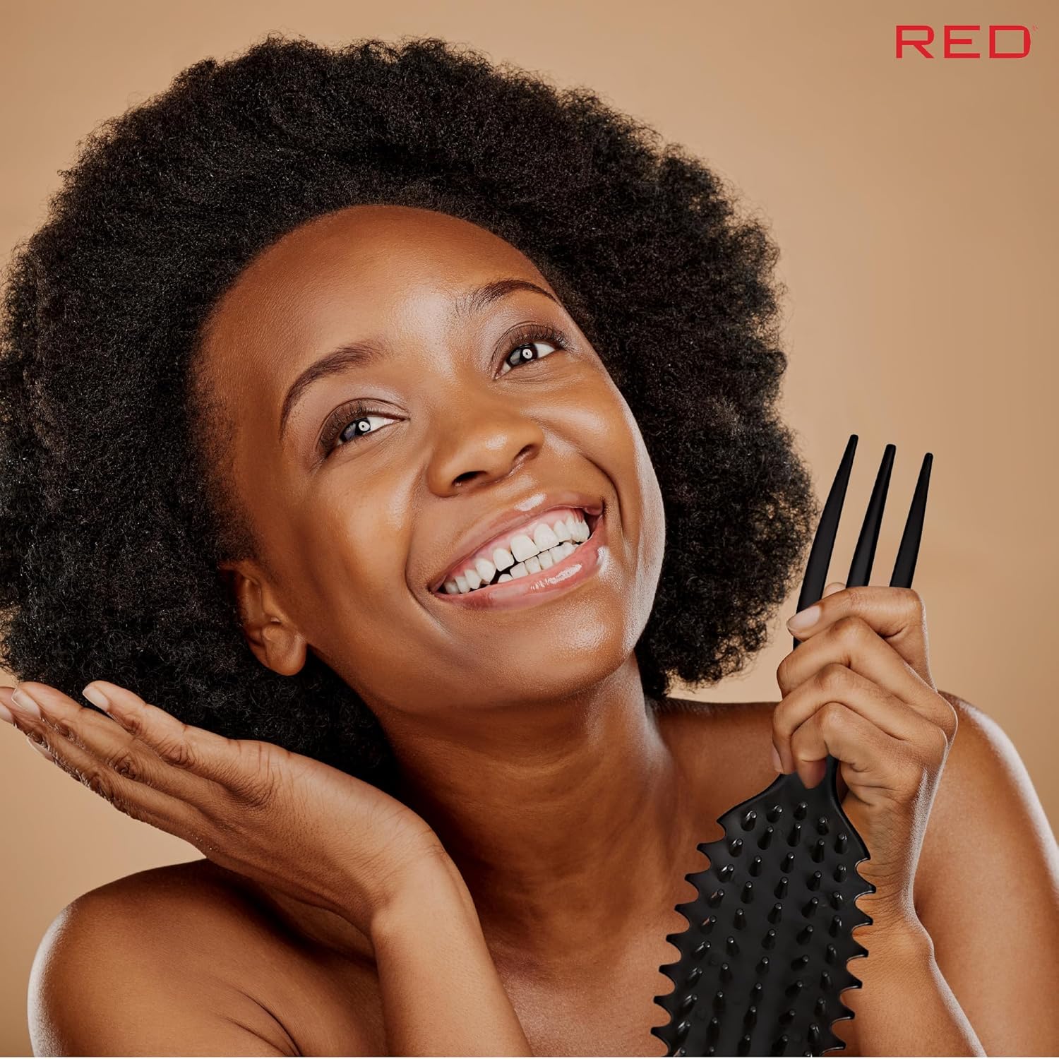 RED BY KISS DETANGLE & CURL DEFINING BRUSH #BLACK