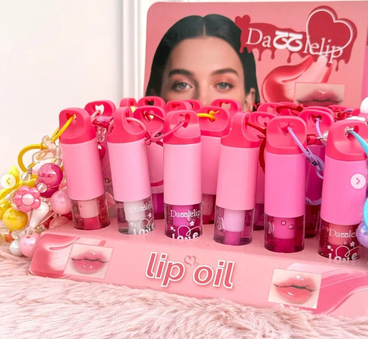 LOVE NADBEAUTY LIP OIL KEYCHAIN