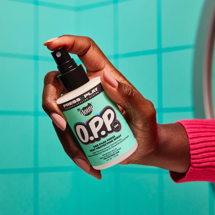 THE DOUX "PRESS PLAY" O.P.P ONE-PASS PRESS HEAT PROTECTION SPRAY 4oz