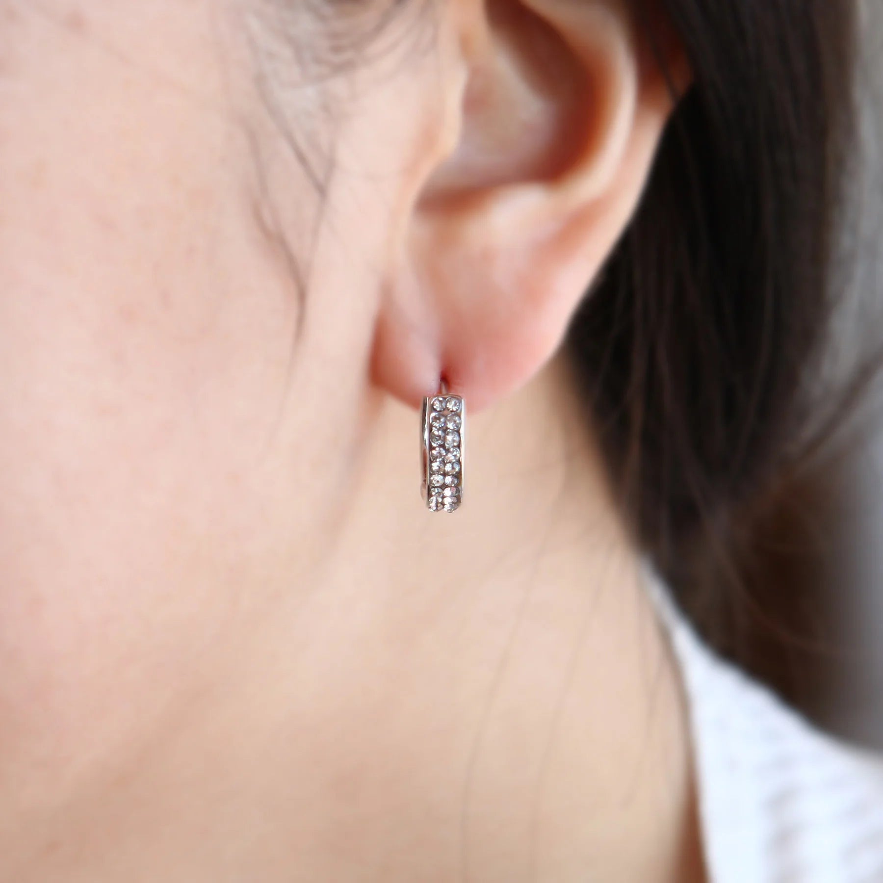 JOY JEWELRY HUGGIES HOOP EARRINGS SILVER #SHG23